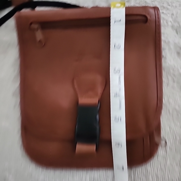 Leather Vintage L.L. Bean Crossbody Bag Travel Organizer & Passport Holder - Picture 7 of 7
